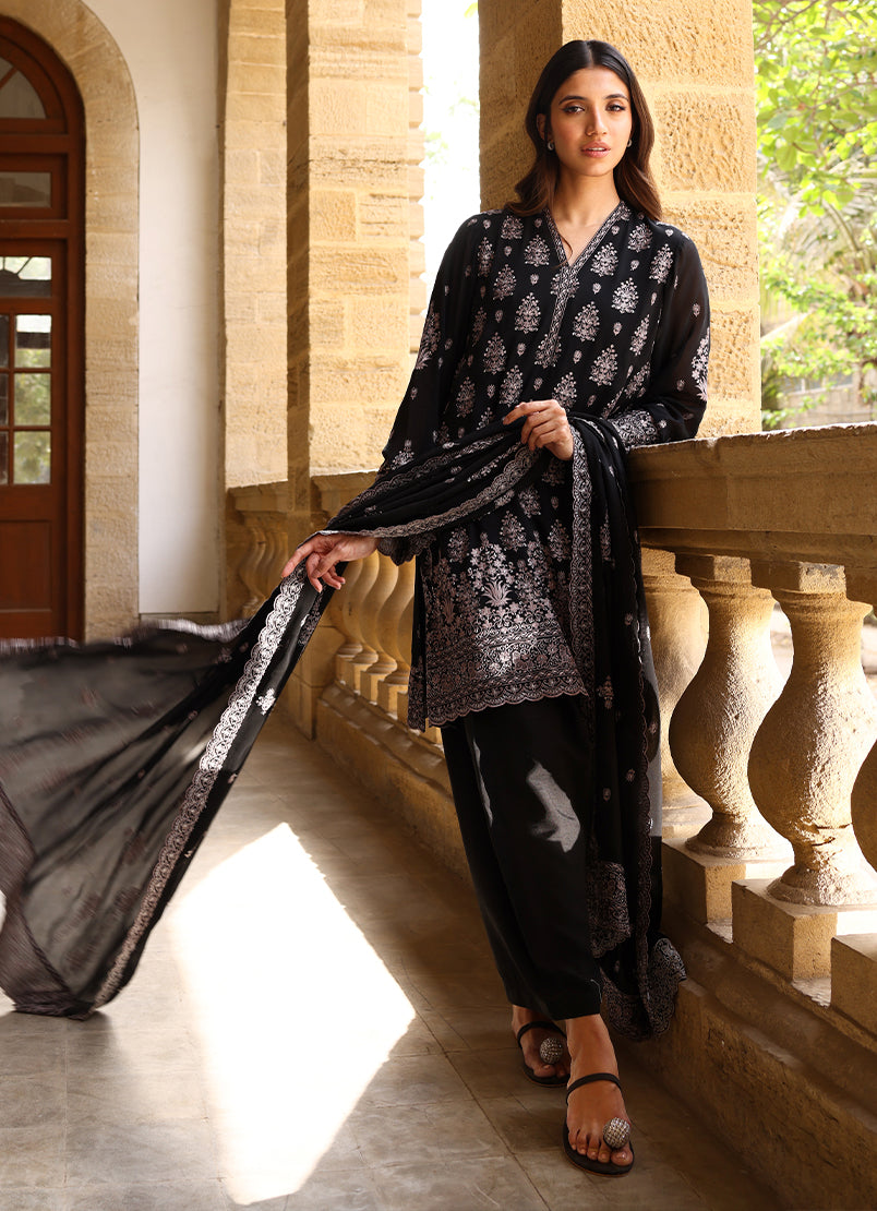 3-pc-chiffon-embroidered-suit