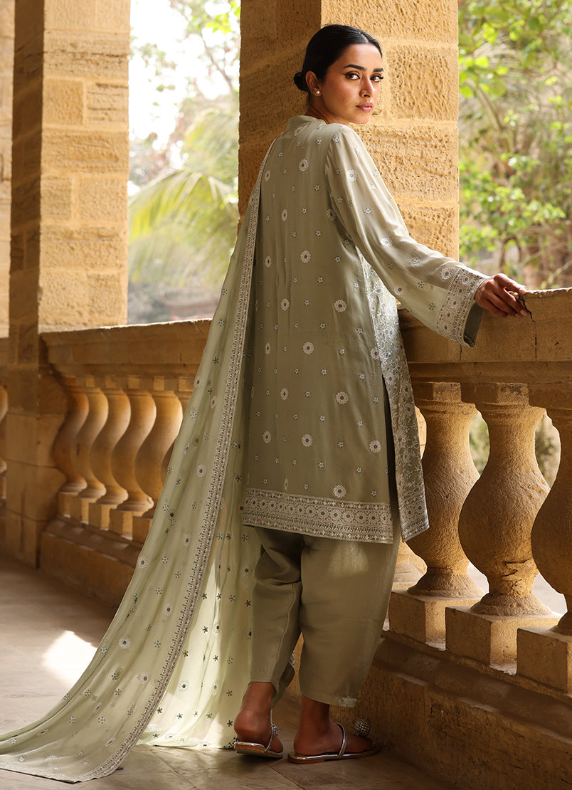 3-pc-chiffon-embroidered-suit