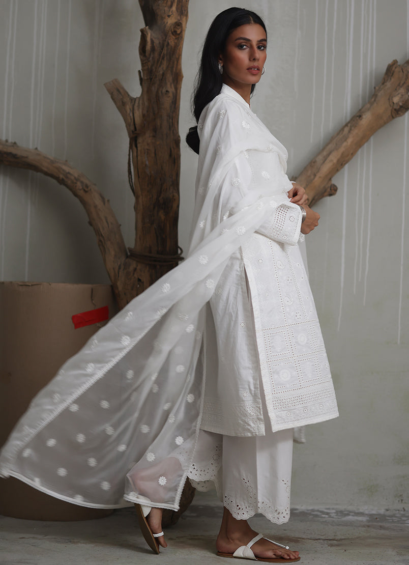 Chikankari Embroidered Kurta