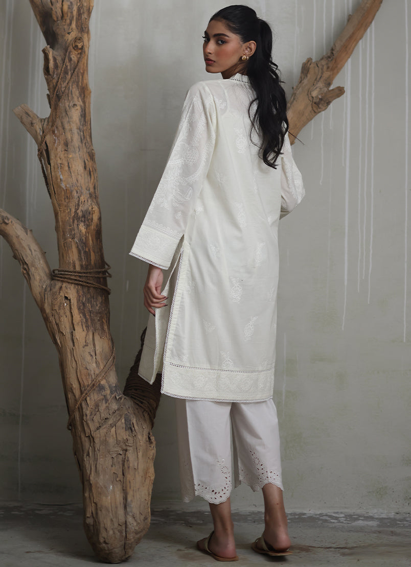 cream-chikankari-kurta