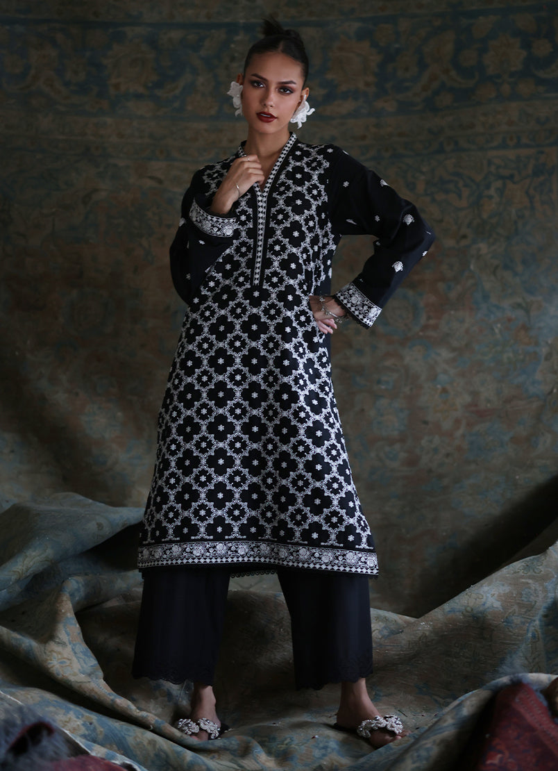 embroidered-kurta