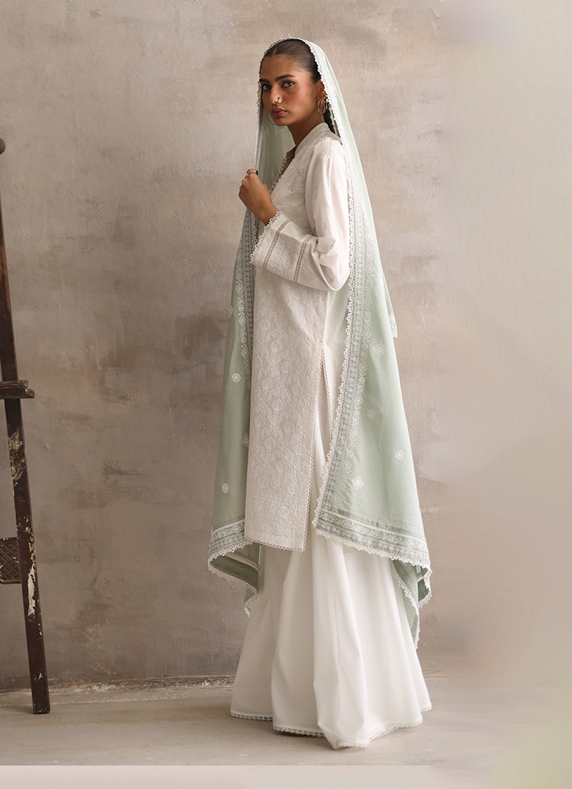 embroidered-kurta-with-embroidered-dupatta