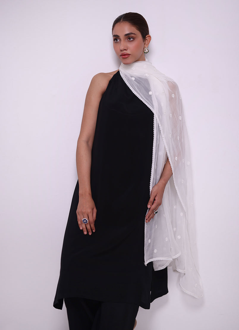 embroidered-lace-dupatta