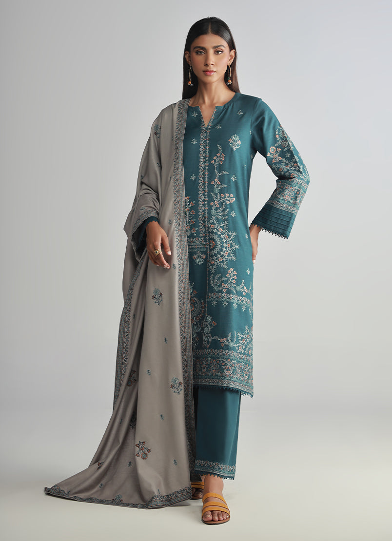 3-pc-khaddar-embroidered-suit