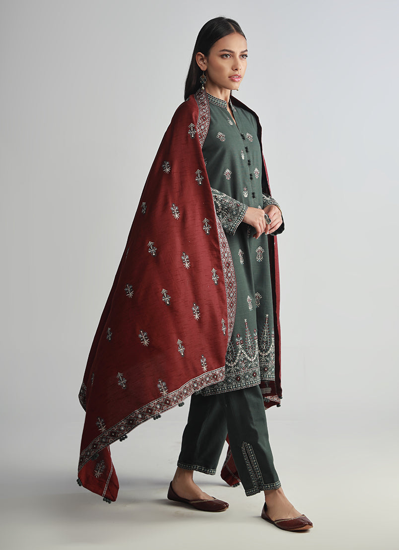 3-pc-embroidered-suit