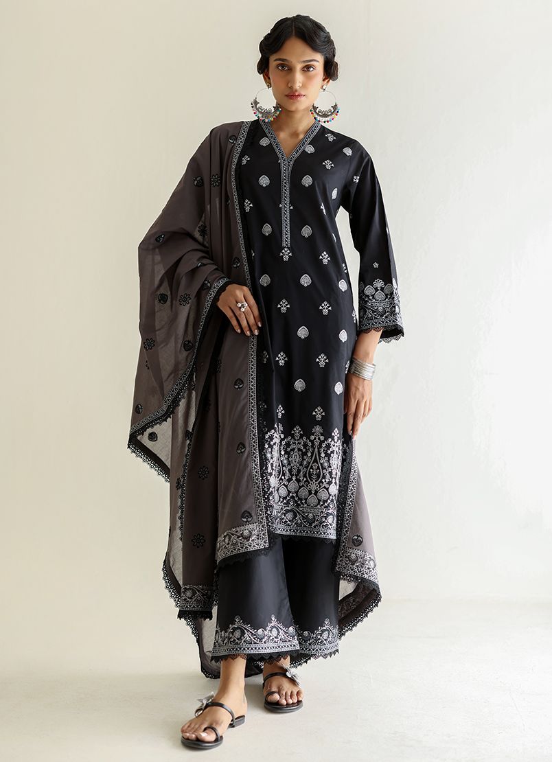 3-pc-embroidered-suit