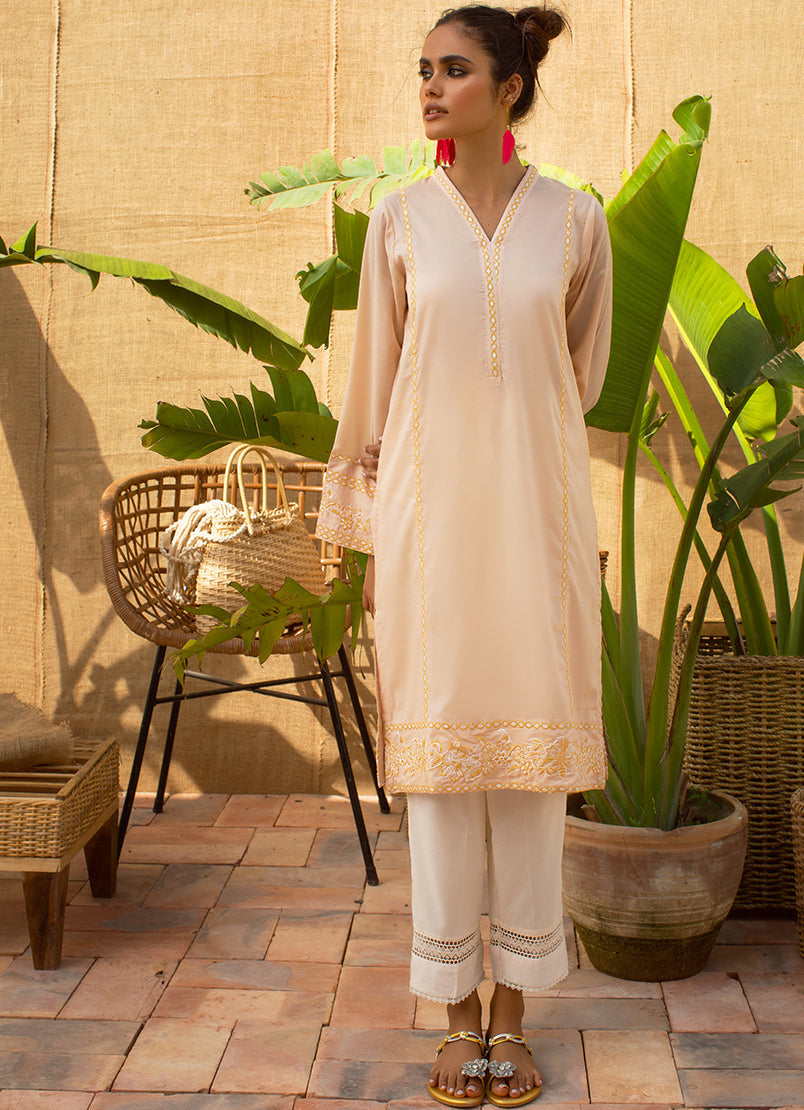 sand-embroidered-kurta