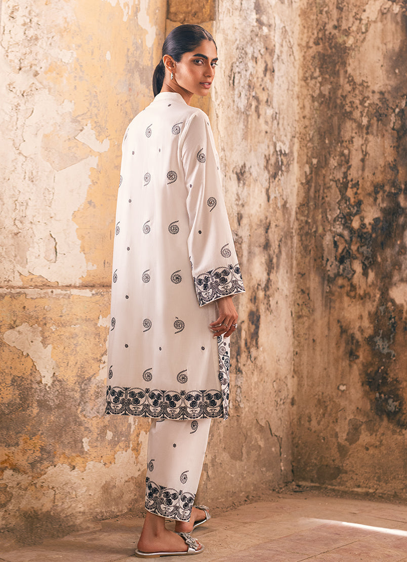 white-schiffli-embroidered-co-ord-set