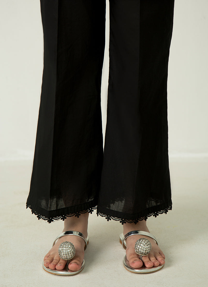 boot-cut-lace-pant