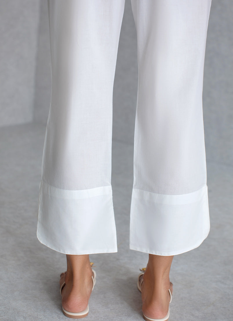 curved-slit-pant